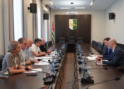Жәлар реизара алахәылацәа абжьгара ҟарҵеит Урыстәылатәи Афедерациеи дареи ирыбжьарҵаз аиқәшаҳаҭра ацҵаразы аԥкаанҵа аратификациа азырурц