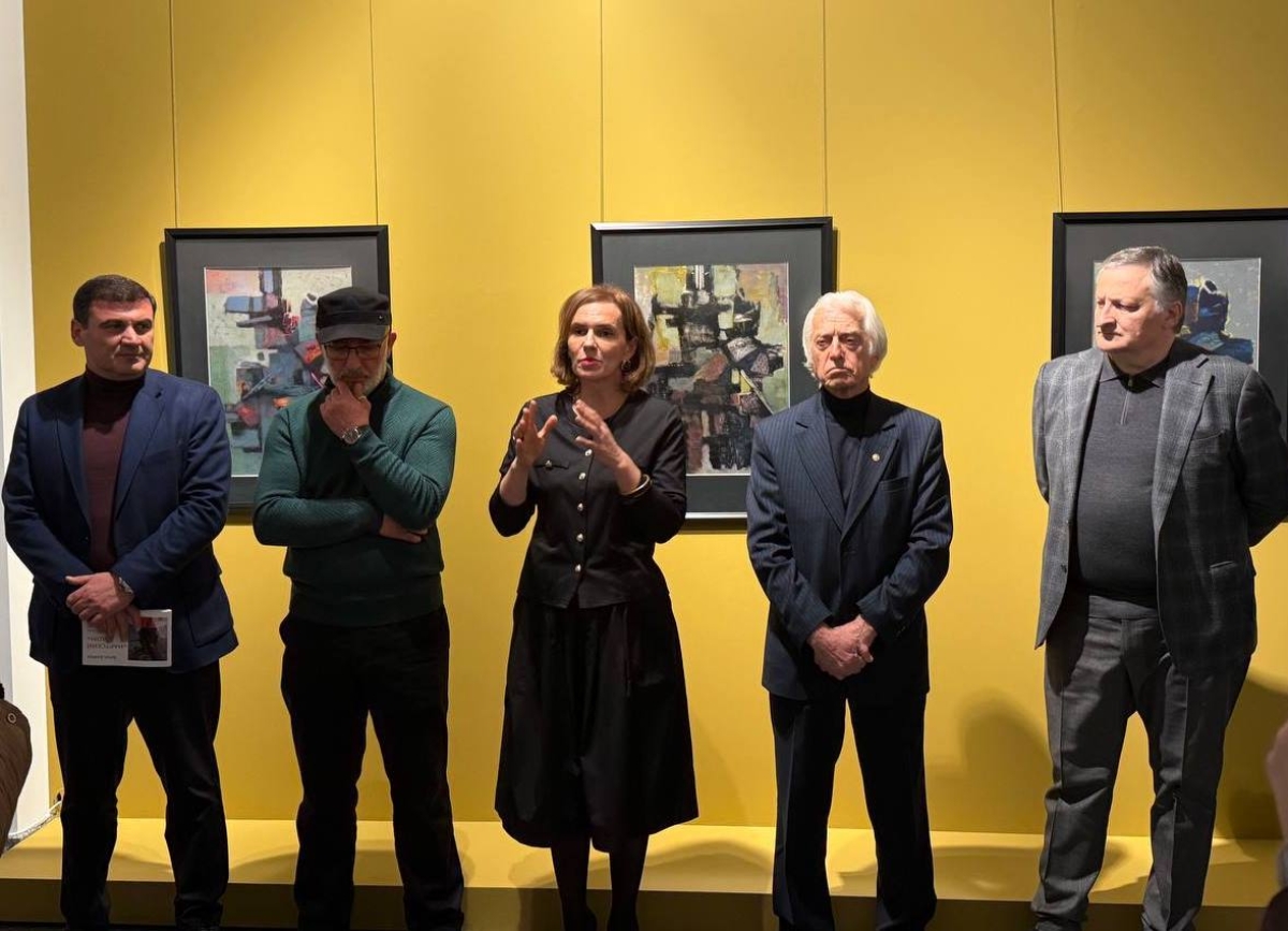 Выставка Батала Джапуа «Нартский дом» открылась в Сухуме