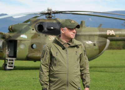 Бадра Гунба посетил подразделения, участвующие в военных учениях в Ткуарчале