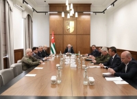 Бадра Гунба провел заседание Совбеза