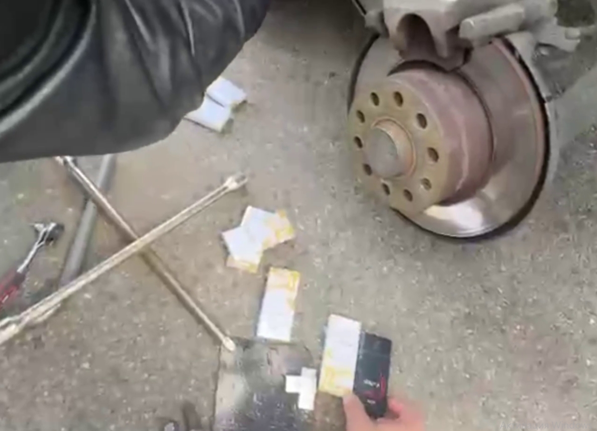 Сотрудники ГТК Абхазии пресекли две попытки контрабанды табачных изделий на посту «Псоу»