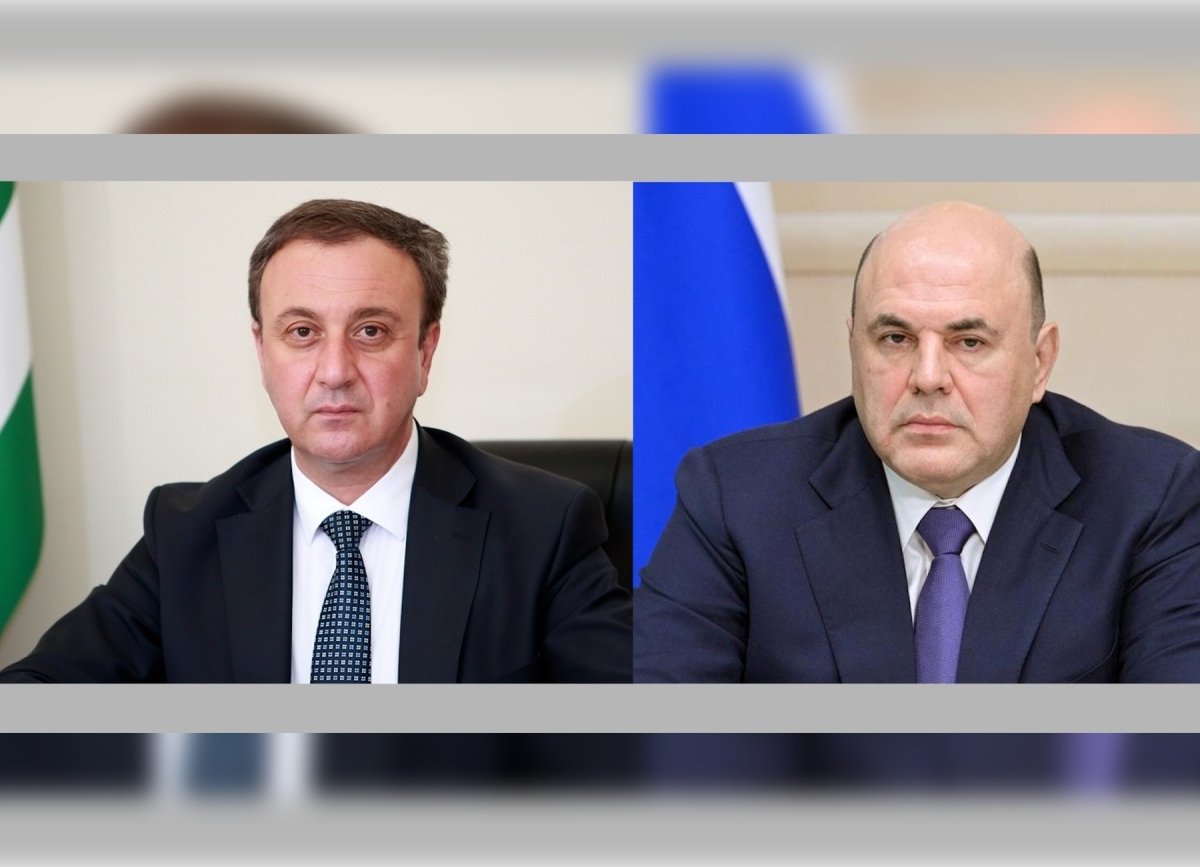 Премьер-министр Владимир Делба поздравил председателя Правительства РФ Михаила Мишустина с Днем Конституции