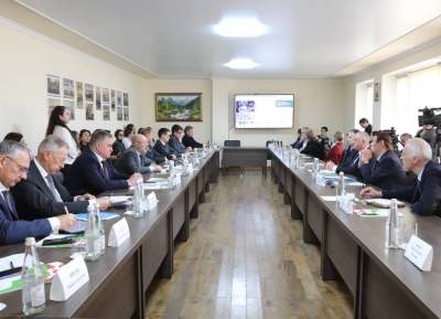 Бадра Гунба принял участие в круглом столе «Абхазия и Россия: общий цивилизационный путь» в АГУ