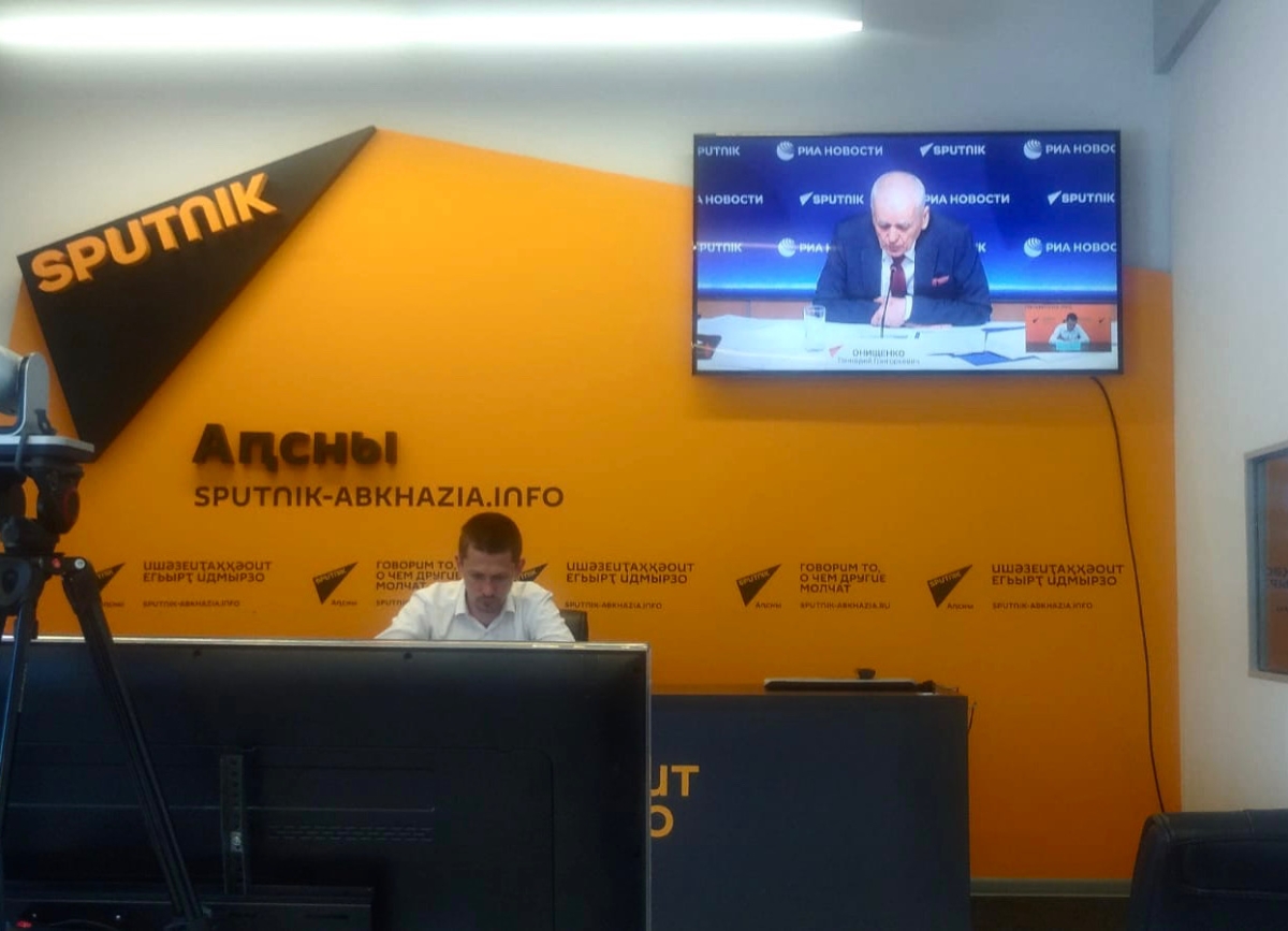 Геннадий Онищенко ответил на вопросы журналистов из Абхазии, Беларуси и Киргизии