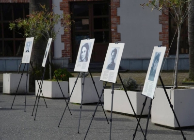 Фотовыставка «Знаменитые женщины Абхазии», посвященная Международному женскому дню 8 Марта, проходит на площади им. С. Багапша