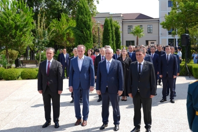 Аԥсны Жәлар Рџьынџьтәылатә еибашьраҿы иҭахаз ргәаладыршәеит Ахьӡ-аԥша апарк аҿы