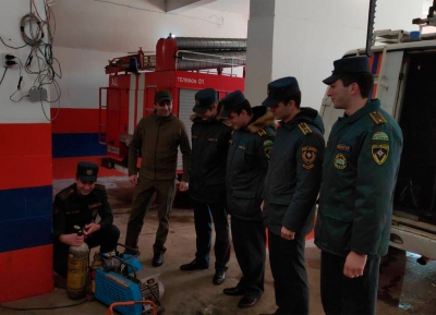 Абхазские курсанты профильных вузов МЧС России проходят практику в спасательном ведомстве республики