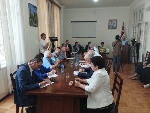В АНА прошло заседание, посвященное юбилею Владислава Ардзинба