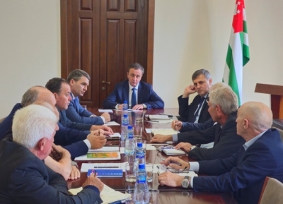 Владимир Делба провел совещание по мерам борьбы с мраморным клопом