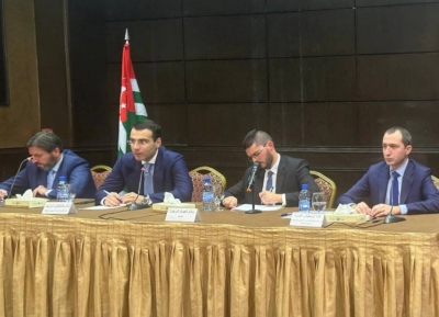 Инал Ардзинба встретился с представителями абхазо-абазинской и черкесской диаспор Сирии