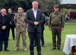 Бадра Гәынба Аԥсны жәлар Рџьынџьтәылатәи еибашьра аветеранцәа, алегендартә баталион «Горец» аибашьцәа рԥылара ихы алаирхәит.