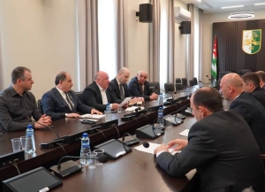 Меры по противодействию незаконному обороту наркотиков обсудили в Парламенте