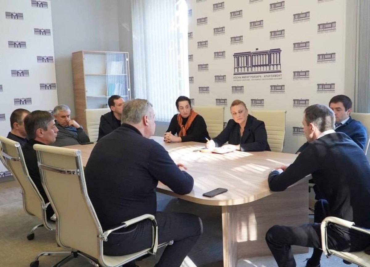 Центр  по оказанию медицинской и психологической помощи людям, страдающим наркозависимостью, будет создан на базе Гудаутской ЦРБ