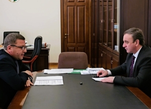 Владимир Делба и Бакур Бебия обсудили вопросы повышения социальных выплат