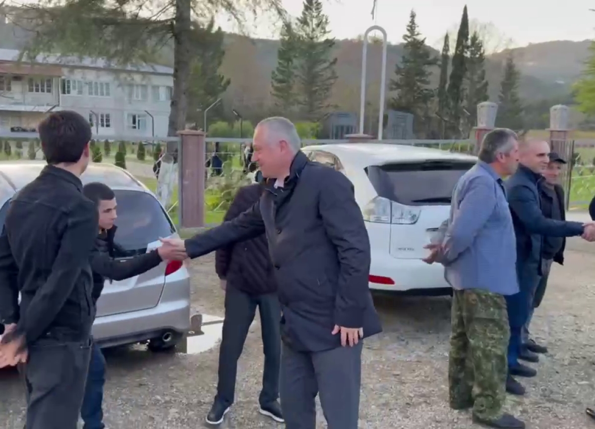 Новый автобус передадут школе села Абгархук