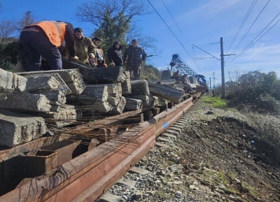 РУП «Абхазская железная дорога» продолжает ликвидацию последствий шторма