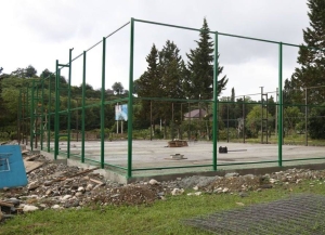Современную спортивную площадку и воркаут-зону построят в Джгярде к началу учебного года   