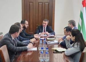 Владимир Делба поручил ужесточить контроль за выплатой нового МРОТ и сдачей отчетности