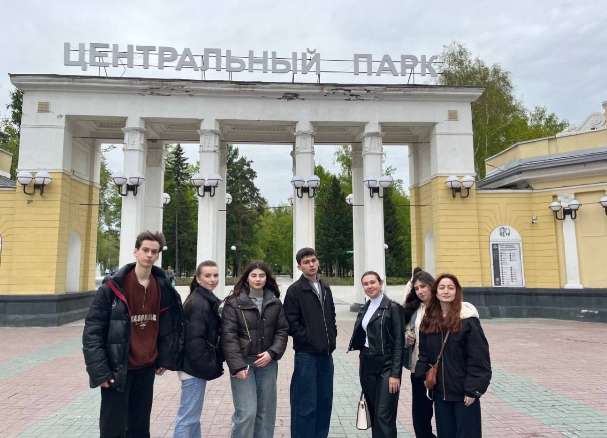 Студенты АГУ приняли участие в XIII Международном поэтическом конкурсе «Созвездие культур» в  Новосибирске