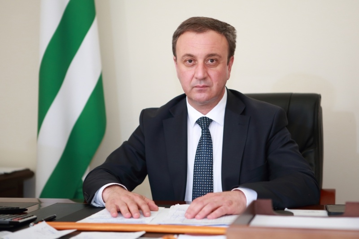 Владимир Делба поздравил коллектив редакции газеты «Республика Абхазия»