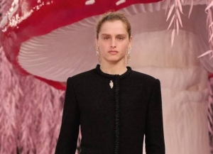 Адица Берзения приняла участие в показе Haute Couture Spring 2026 в Париже