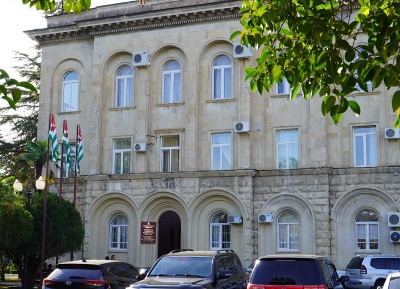 Решение об отзыве законопроекта об апартаментах в Восточной Абхазии принято с целью снятия напряженности и сохранения стабильности в стране   