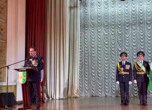 Роберт Кьиут атәыла аҩныҵҟатәи аусқәа Рминистрра аветеранцәеи ахатәы еилазаареи амилициа Амшныҳәа рыдиныҳәалеит.