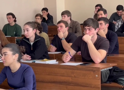 Аԥсны арккаратә акциа «Агеографиатә диктант» ахы аланархәуеит.