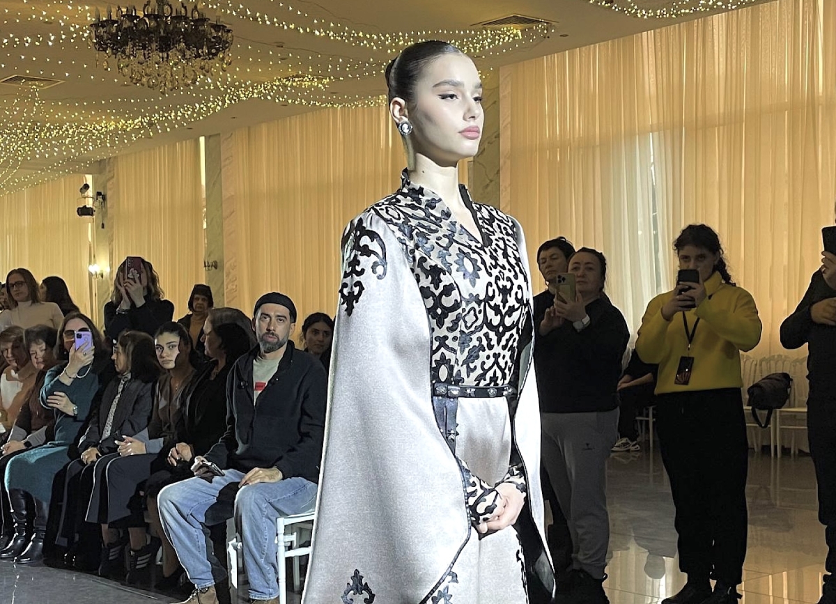 Конкурс национального костюма проходит в  рамках фестиваля «Мандарин»