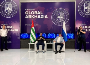 Министр иностранных дел Инал Ардзинба встретился с участниками платформы «Будущее Абхазии»         