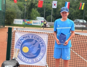 Нестор Цужба стал победителем теннисного турнира Mosel Cup U12 в Люксембурге.