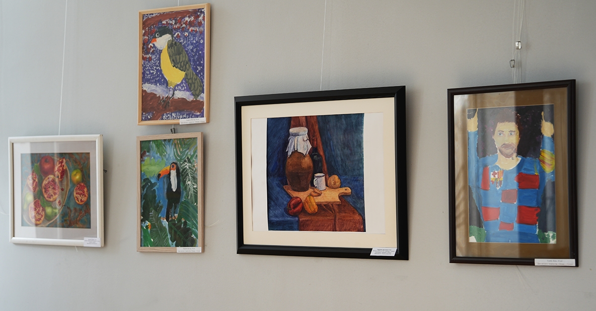 Российско-абхазская выставка детского художественного творчества открылась в Сухуме