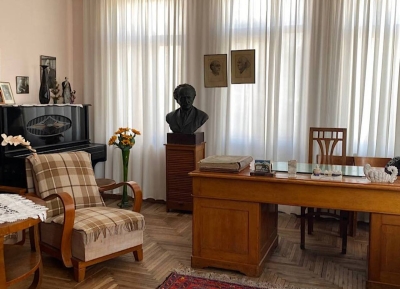 Аԥсны ахьӡала «Горки иаԥхьарақәа» ирылахәхоит Дырмит Гәлиа иҩны-амузеи