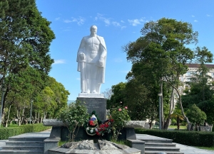 В Сухуме почтили память погибших в Великой Отечественной войне 1941 – 1945 гг.