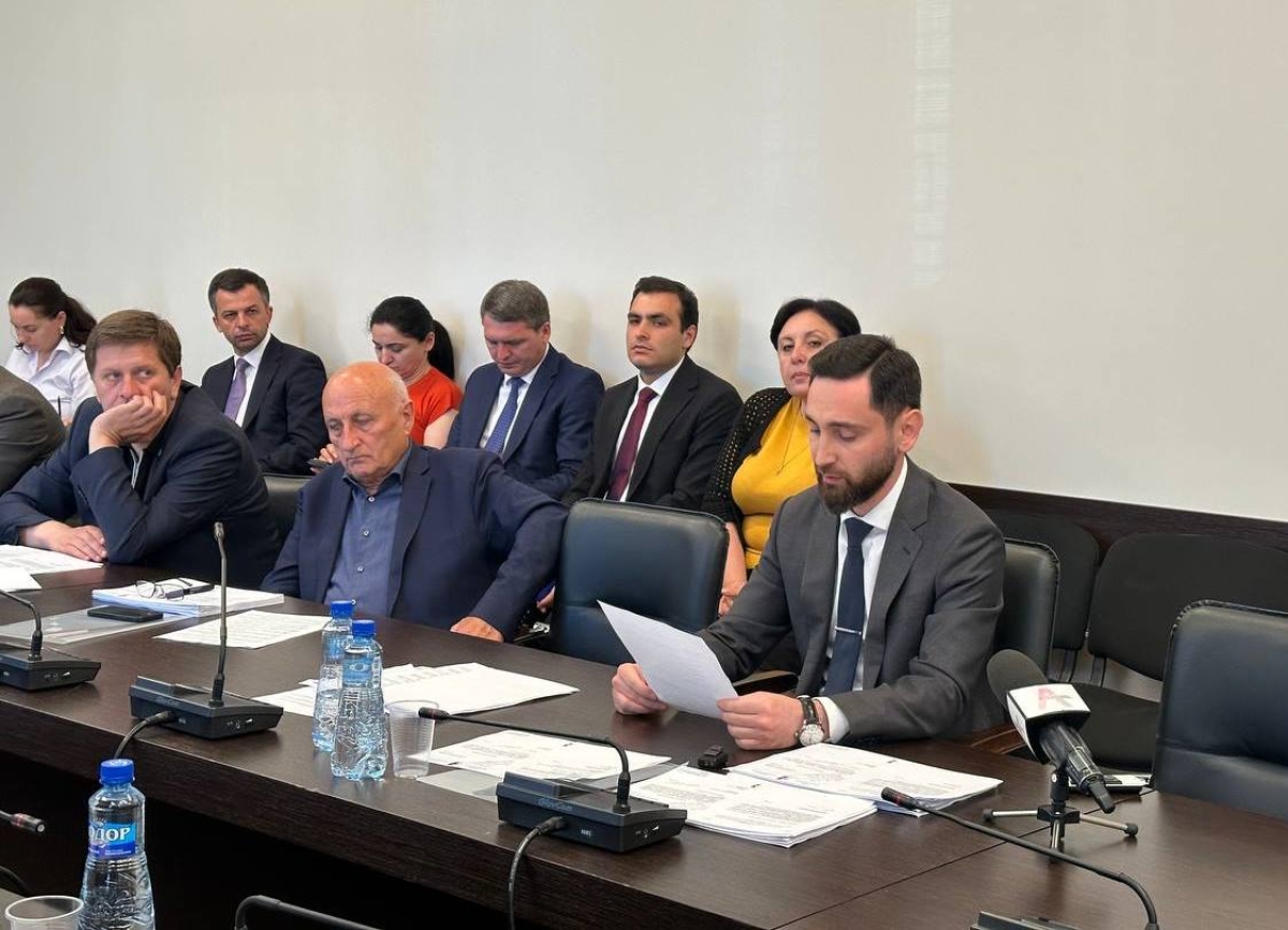 Сформировали комиссия по избранию депутатов Молодежного парламента
