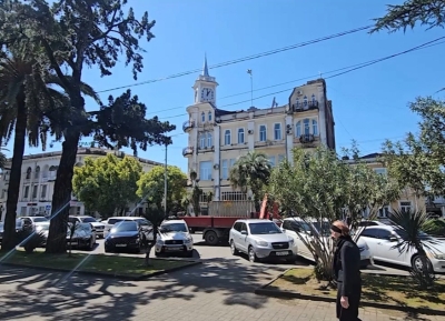 В Сухуме продолжаются работы по благоустройству города