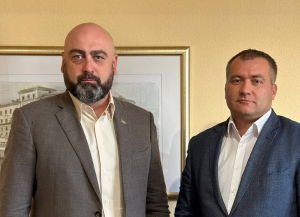 Хишба и Гулый обсудили вопросы взаимодействия Абхазии и Беларуси в сфере туризма
