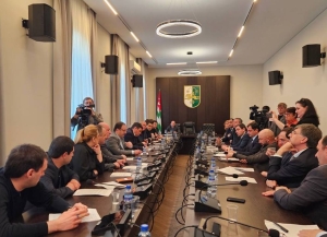 Парламентский комитет не рекомендовал давать согласие на лишение неприкосновенности депутата Кана Кварчия