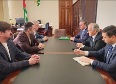 Премьер-министр Владимир Делба обсудил с представителями Тамбовской области сотрудничество в сферах культуры, молодёжной политики и туризма