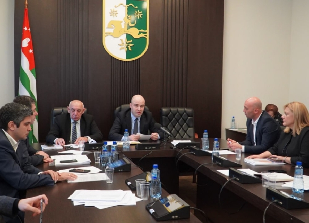 Бюджетный дефицит Абхазии на 2026 год прогнозируется в размере 500 млн рублей