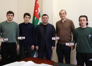 Ԥшьҩык аԥснытәи анапылампыласыҩцәа аспорт азҟазарахь акандидат ҳәа ахьӡқәа ранашьахеит.