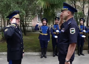 Начальник ГСО Дмитрий Дбар провел смотр роты почетного караула