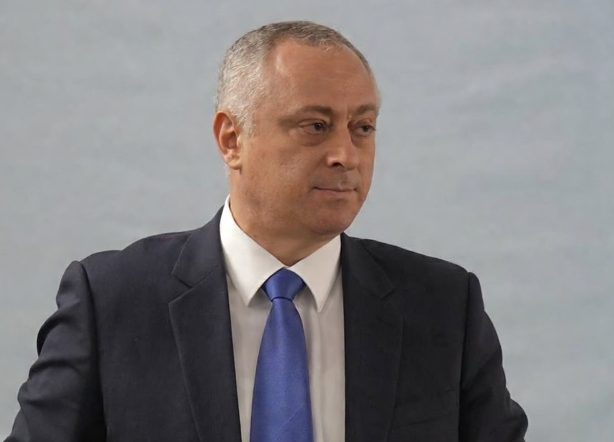 Бадра Гунба поздравил театральных работников  с  Международным днём театра