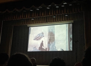 Арратә Ахьӡ-Аԥша амузеи аҿы Ҭемыр Кәакәасқьыр ифильм “Ажәлар рыԥхьагылара золшо” арбара мҩаԥысит.