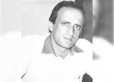 Виачеслав Ҷыҭанаа игәалашәара иазкыз ахәылԥаз мҩбаԥысит И.Папасқьыр ихьӡ зху Амилаҭтә библиотека аҿы.