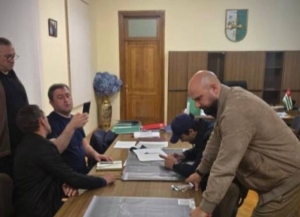 Аԥсны Ахада Бадра Гәынба инапынҵала атәыла мрагыларатәи араионқәа рҿы амшцәгьа ахҟьаԥҟьақәа раԥыхразы аусуратә комиссиа аԥҵоуп