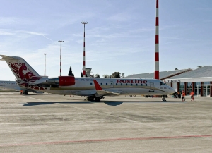 Первый в этом году рейс из Ханты-Мансийска прибыл в аэропорт Сухума