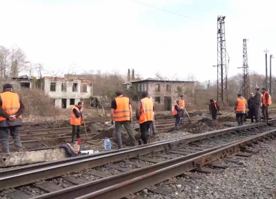 Ремонтные работы ведутся на участке железной дороги от Сухума до Очамчыры