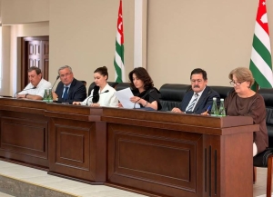 Итоги прошедшего учебного года обсудили на заседании Минпроса