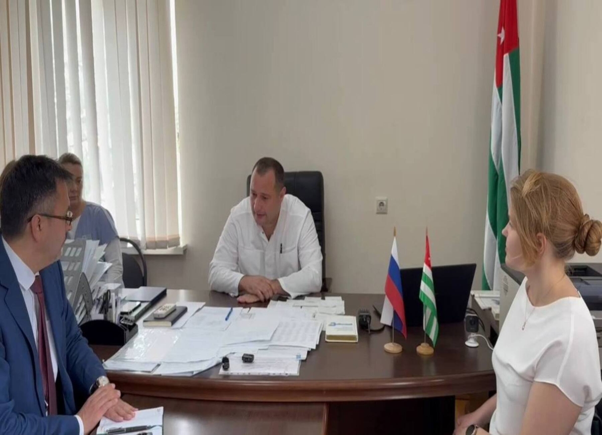 Делегация российских врачей-трансплантологов прибыла в Абхазию